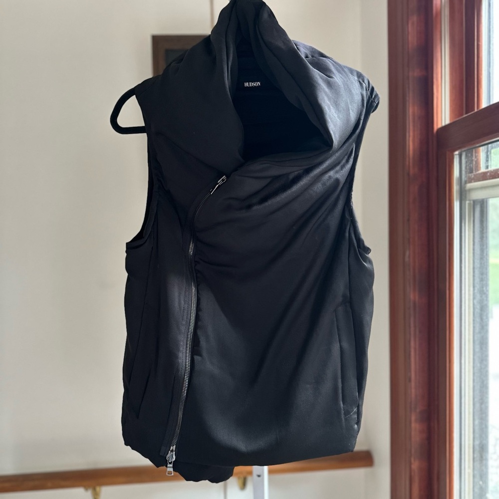 Hudson Jeans black puffer Vest